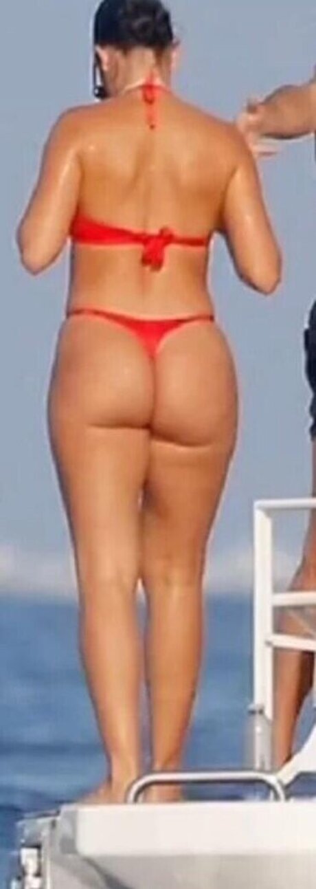 Georgina Rodriguez Hern ndez star du porno parfaite images