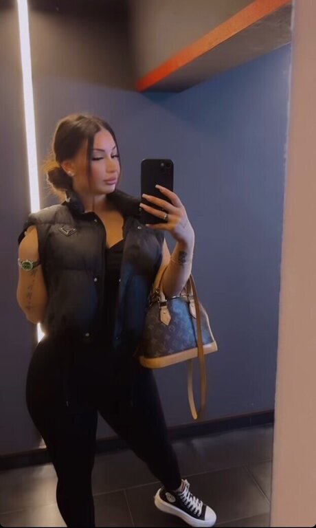 selinkitmir belle actrice photo