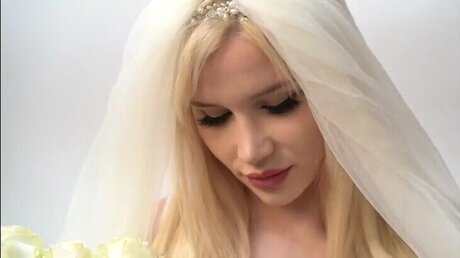 Ch111oe Chloe modèle gratuit galeries