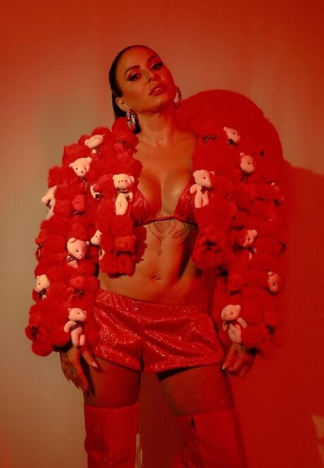 Alinne Rosa star érotique photo