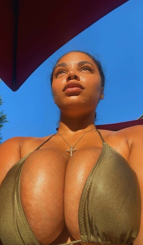 Nu ski haut de star du porno images