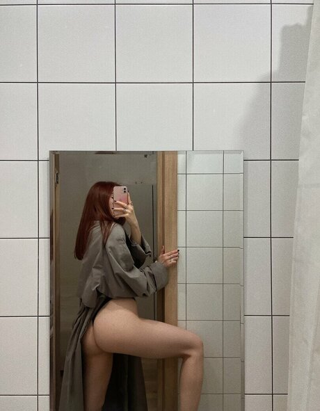 Kuromiromi modèle de sexe photo