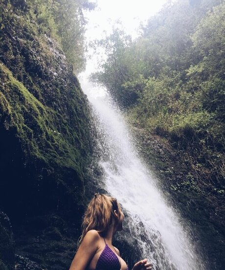 rianabailey modèle exclusif photo