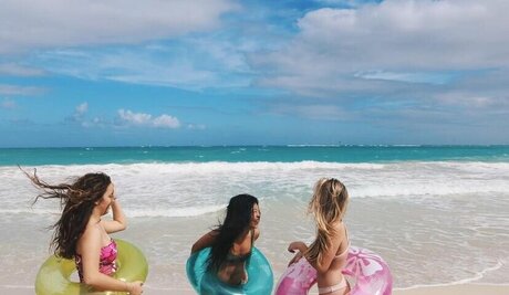 rianabailey étoile nue galeries