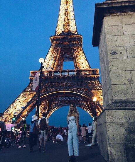 rianabailey modèle pornographique collection