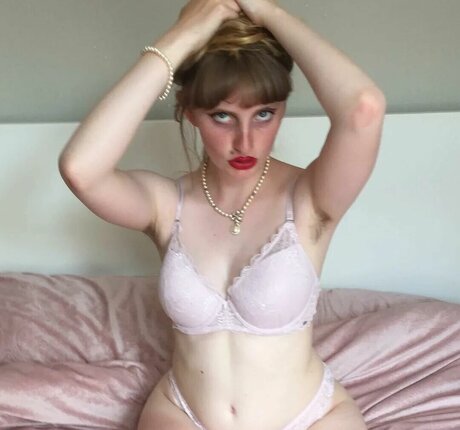 chasteté onlyfans joli art image