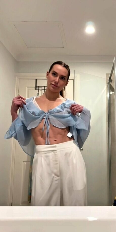 V ctoria7 modèle exclusif photo