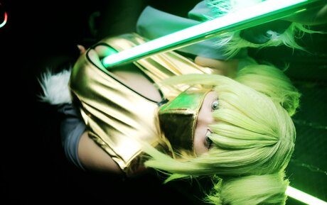 kreyz1e modèle sexy photos