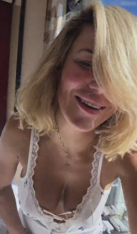 CJ Perry aka Lana actrice de sexe galeries