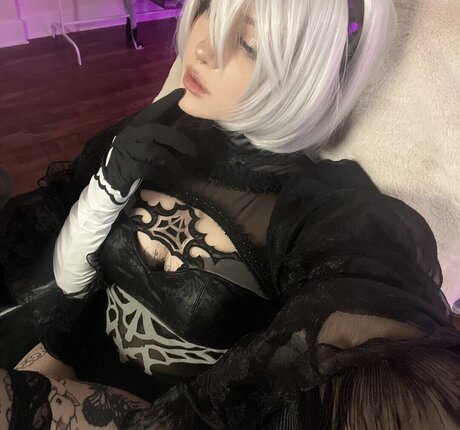 Laurinchhhe modèle sexy photo