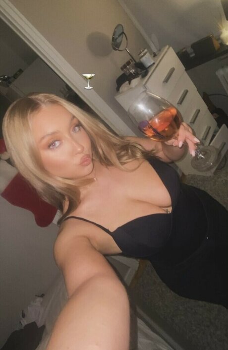 Tilde M llergren actrice érotique img