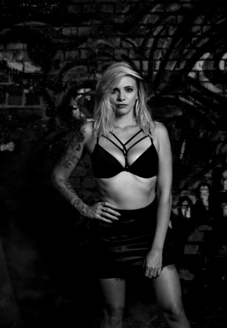 bronzage uniquementfans porno de haute qualité galeries