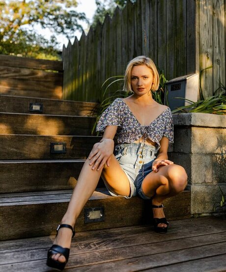 ashleyyy597 mannequin images