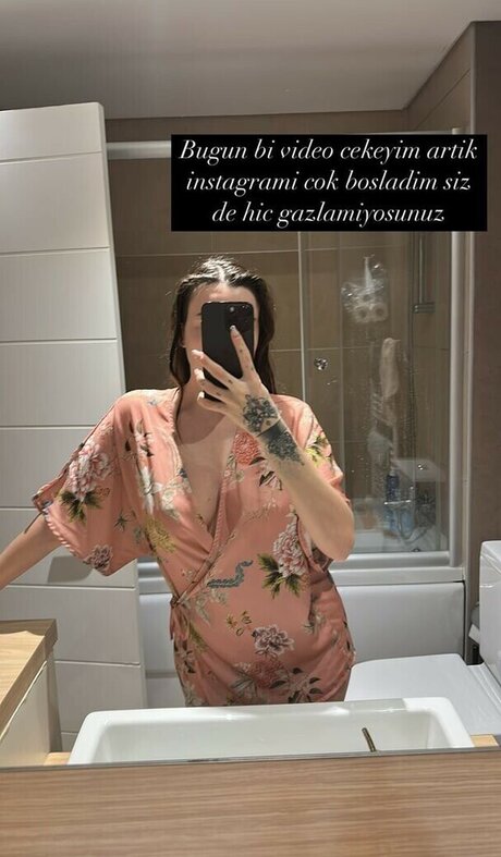 Es1nce haut de star du porno galerie