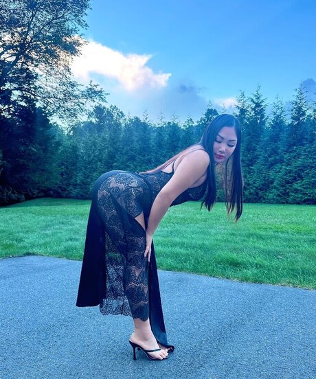 Megan Kim modèle joli galerie