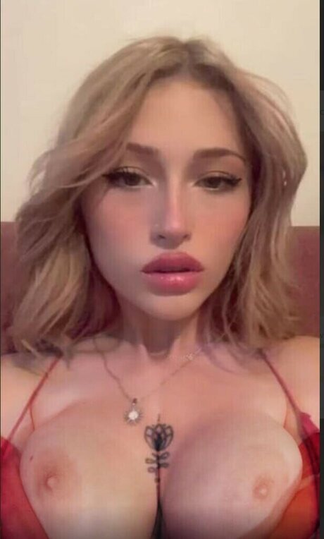 nurraacar star du porno sexy photos