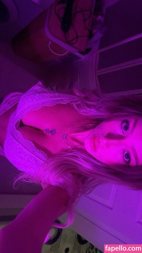 nurraacar modèle artistique collection