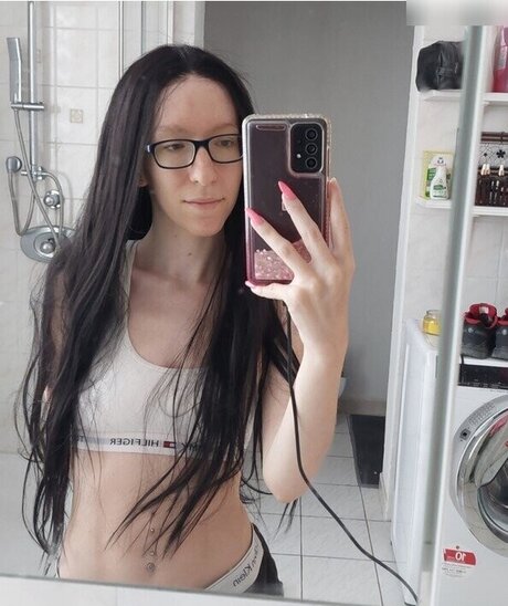 Blue mogli belle actrice photo