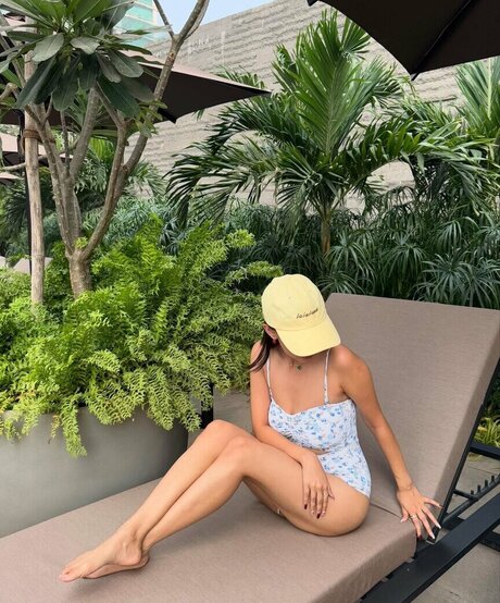 Anushka Sen actrice érotique img