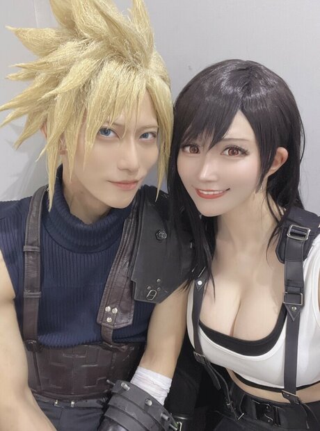 Tifa Cosplay star du porno belle photos