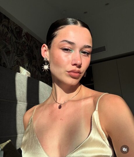 Janaxnell actrice érotique galerie