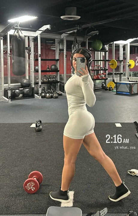 Tati Mcquay actrice adulte archive