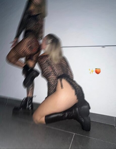 Carina mthrfckr sexe de star du porno des photos