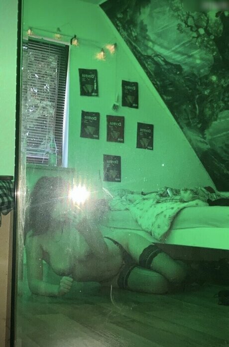 Gothminze belle star du porno galeries