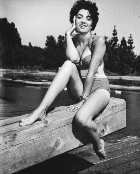 reine de pique onlyfans parfaite haute qualité collection