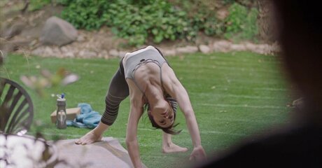 Britt Lower star du porno gratuit collection