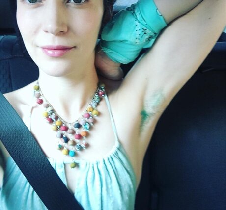 Britt Lower modèle gratuit archive