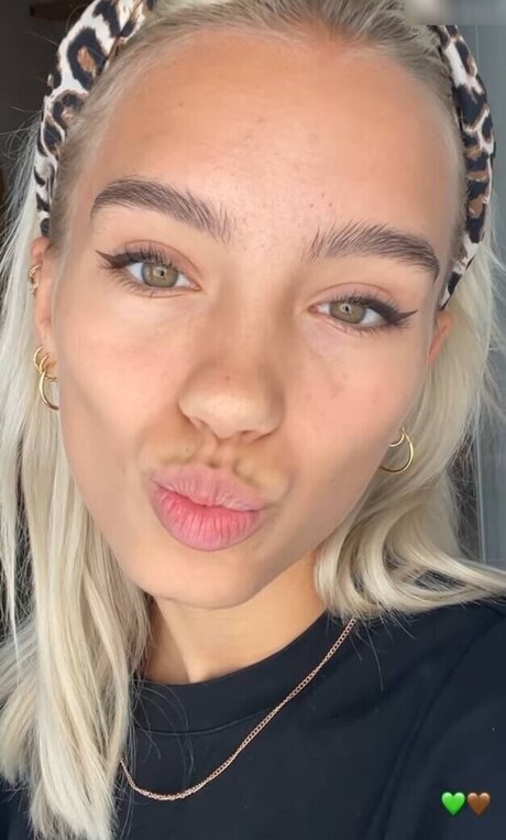 Lisa und Lena jolie star du porno des photos