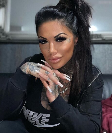 Catherine Teufelsweib xxx étoile galeries