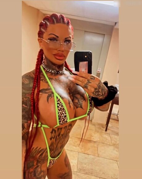 Catherine Teufelsweib art modèle photos