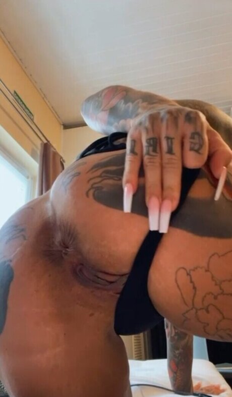 Catherine Teufelsweib étoile exclusive image