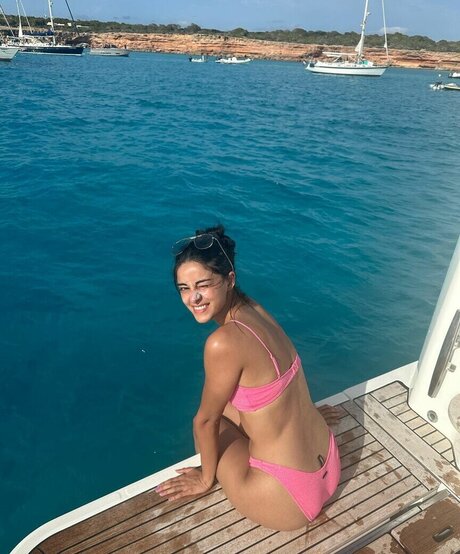 Ananya Pandey actrice hd galerie