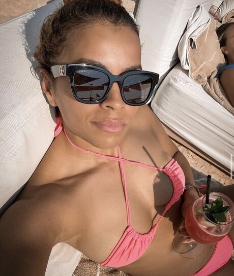 Diana Schneider star du porno belle photos