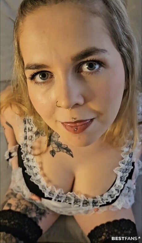 ThisIsEmmi modèle sympa archive