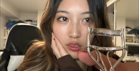 baitu asmr modèle joli galeries