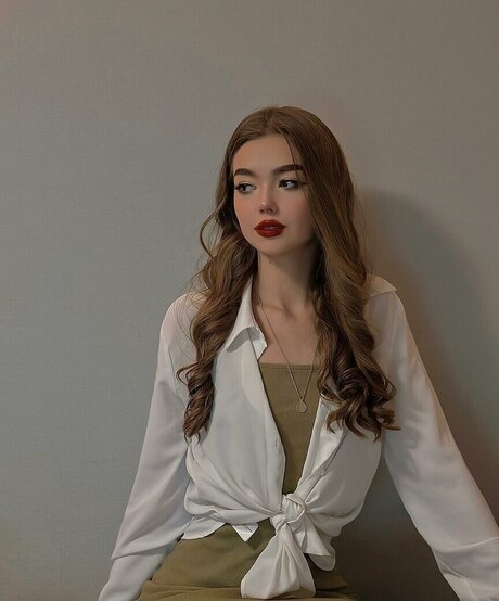 alina zaozerskayaaa étoile de l'art archive