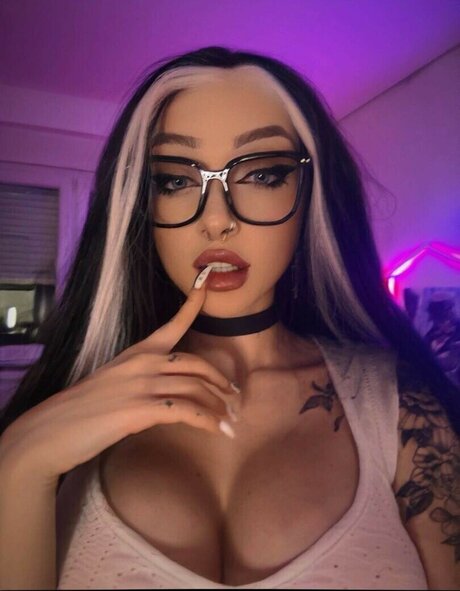 aryssa614 modèle adulte galeries