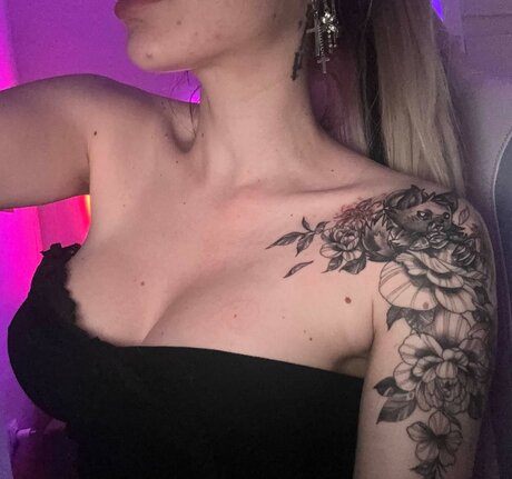 fans de nains à gros seins uniquement beau galerie