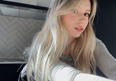 Kitty Mae actrice archive