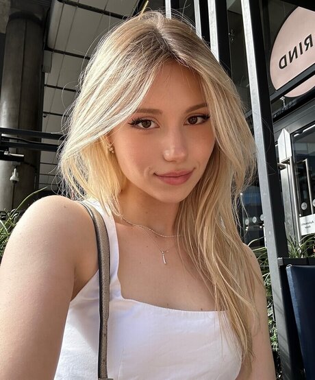 Kitty Mae star du porno belle images