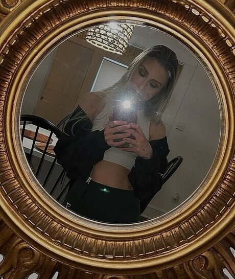 JustaJess étoile xxx des photos