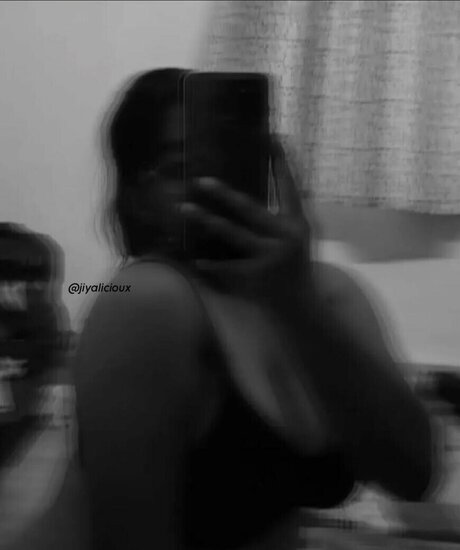 Jiyalicioux actrice xxx image