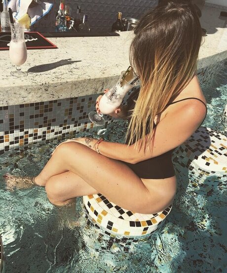 ébène courbée onlyfans beau meilleur archive