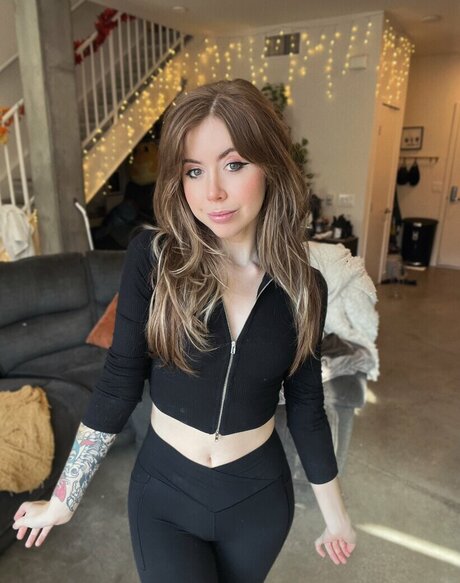 Nyybeats étoile érotique img