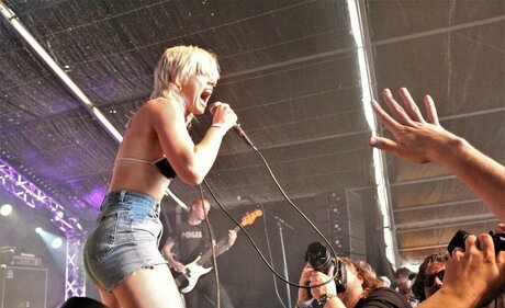 Amy Taylor star du porno sexy img