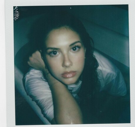 Kate Peytavin modèle exclusif image